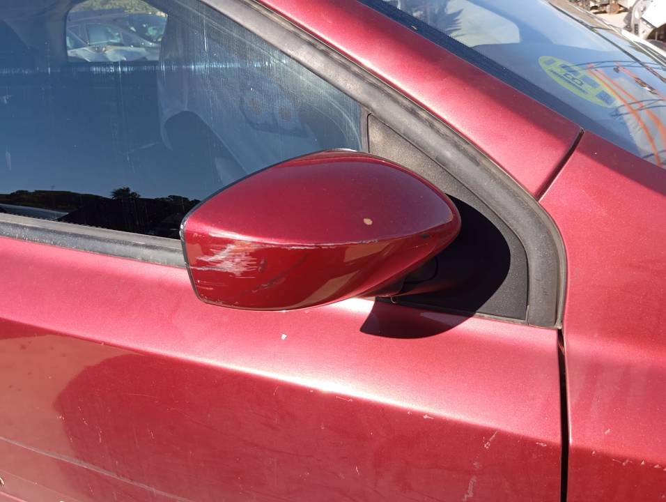 RETROVISOR DERECHO