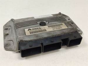 CENTRALITA MOTOR UCE 215854212A RENAULT SCENIC II (X84,JM) Autodesguaces Alicante