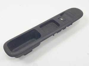 MANDO ELEVALUNAS DELANTERO DERECHO 96650618ZD PEUGEOT 3008 (T84) Autodesguaces Alicante