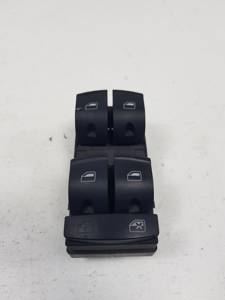 MANDO ELEVALUNAS DELANTERO IZQUIERDO 4F0959851 AUDI A6 BERLINA (4F2) Autodesguaces Alicante