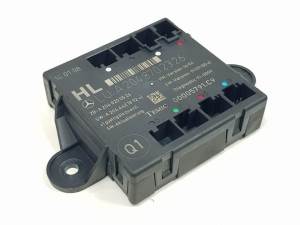 MODULO ELECTRONICO A2048702326 MERCEDES CLASE C (W204) BERLINA Autodesguaces Alicante