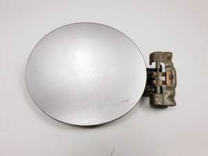 TAPA EXTERIOR COMBUSTIBLE NISSAN NOTE (E11E) Autodesguaces Alicante