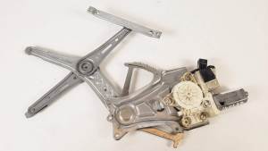 ELEVALUNAS DELANTERO DERECHO 0130822012 OPEL VECTRA C BERLINA Autodesguaces Alicante