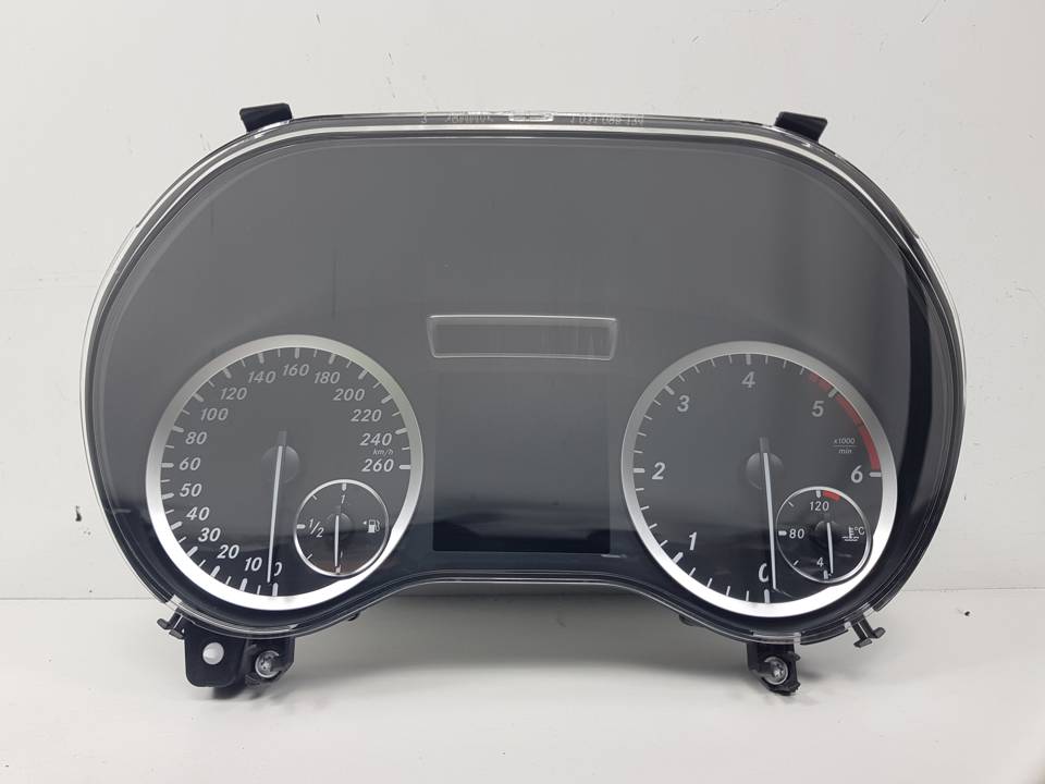 CUADRO INSTRUMENTOS A2469007011 MERCEDES CLASE B (W246) Autodesguaces Alicante