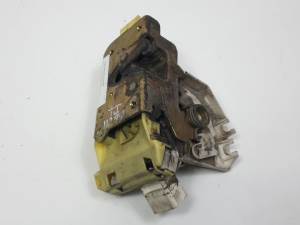 CERRADURA PUERTA TRASERA IZQUIERDA XS41A26413BA FORD FOCUS TURNIER (CAK) Autodesguaces Alicante