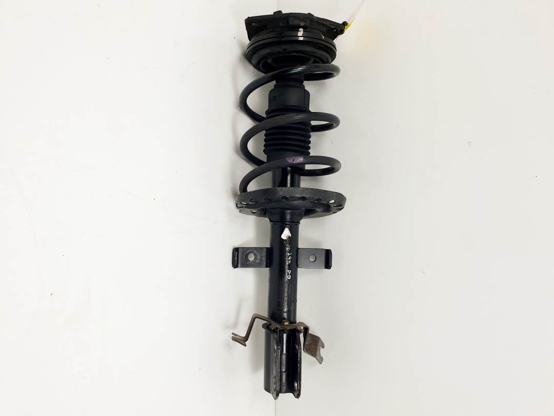 AMORTIGUADOR DELANTERO IZQUIERDO - 8200556695 - RENAULT - CLIO III