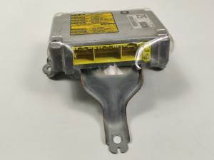 CENTRALITA AIRBAG 8917048060 LEXUS RX 300(MCU35) Autodesguaces Alicante