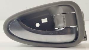 MANETA INTERIOR TRASERA DERECHA 6920505051 TOYOTA AVENSIS Autodesguaces Alicante