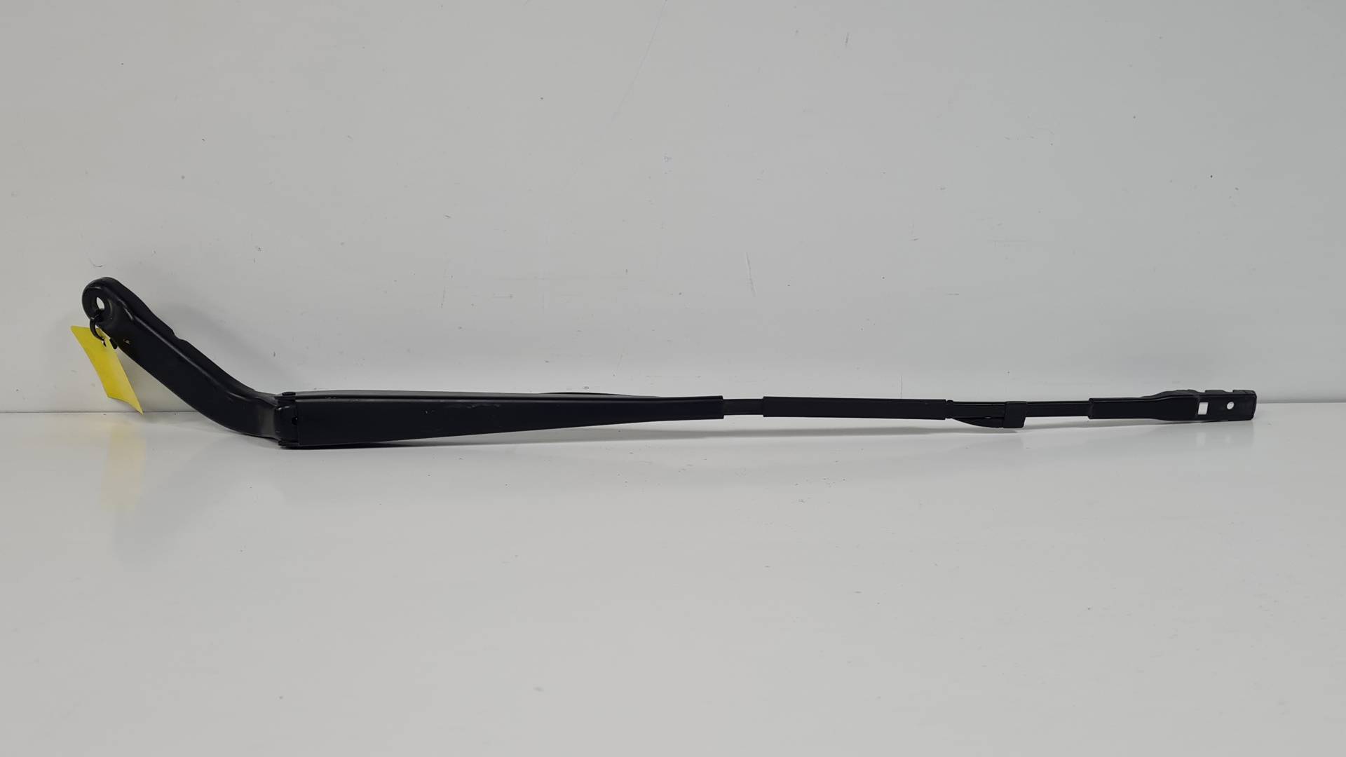 BRAZO LIMPIA DELANTERO DERECHO - A9108203300 - MERCEDES - SPRINTER III (W910)