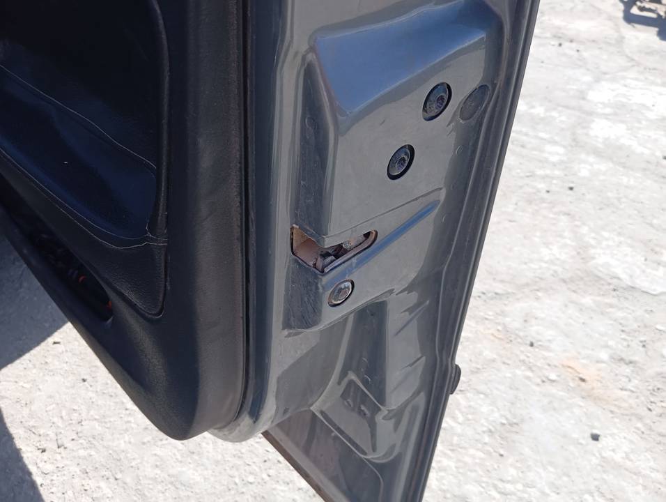 CERRADURA PUERTA DELANTERA DERECHA