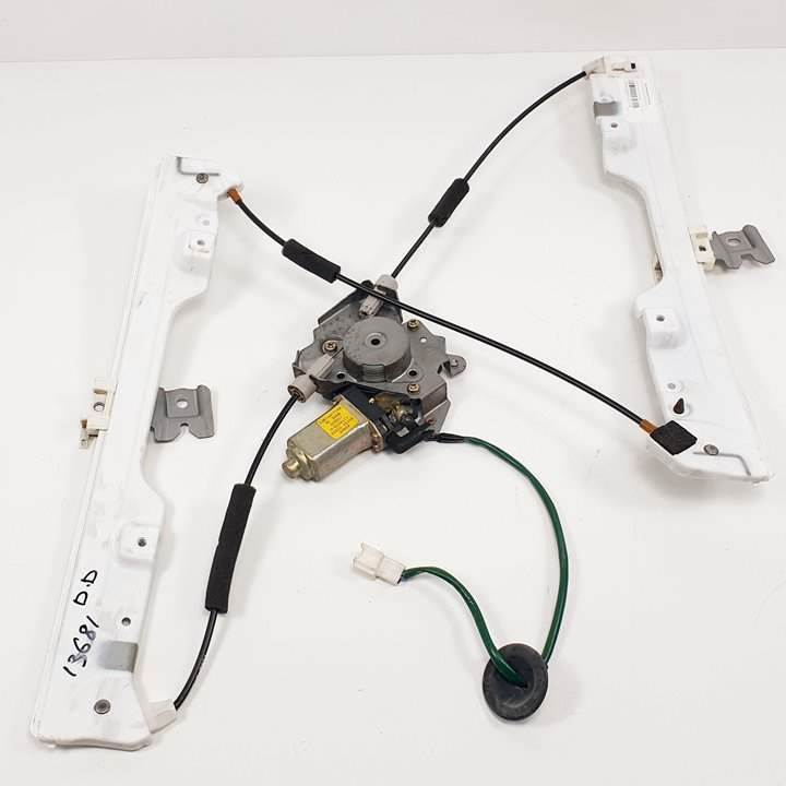 ELEVALUNAS DELANTERO DERECHO - 80730CC000 - NISSAN - MURANO (Z50)