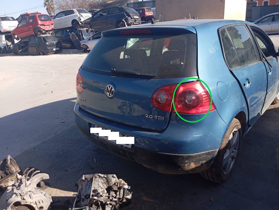 PILOTO TRASERO DERECHO