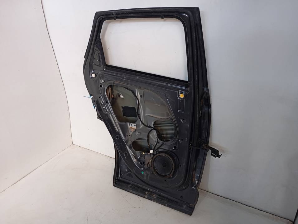 PUERTA TRASERA IZQUIERDA