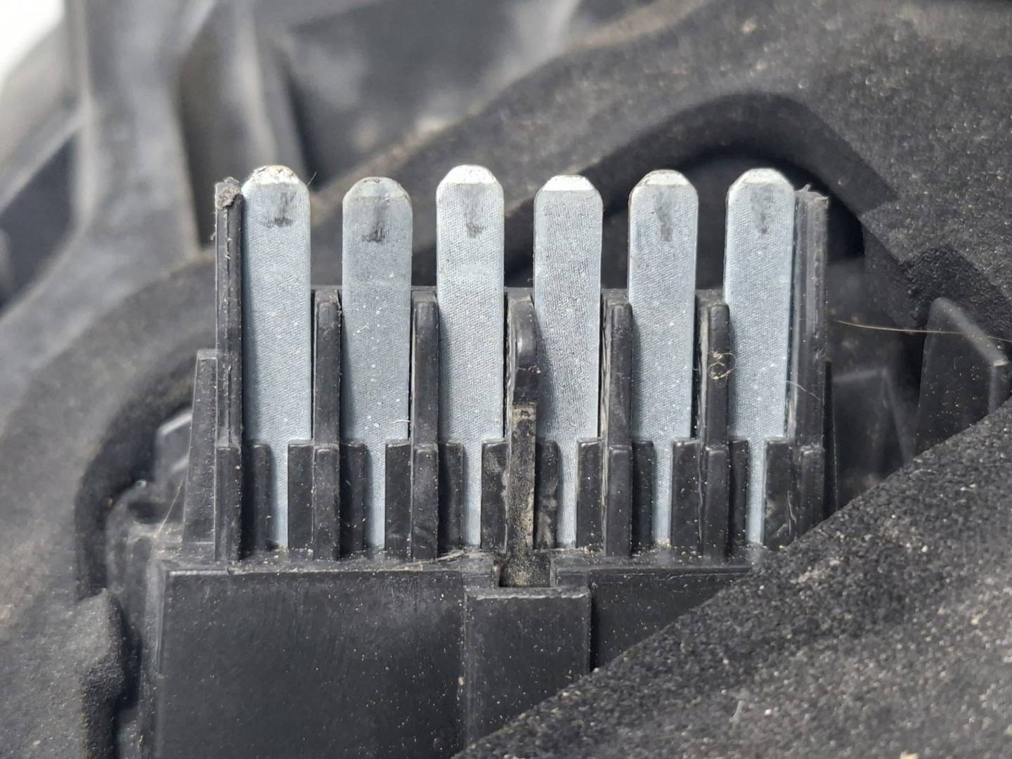 Foto 4 de Piloto Trasero Derecho Opel Astra GTC (2006–2012)