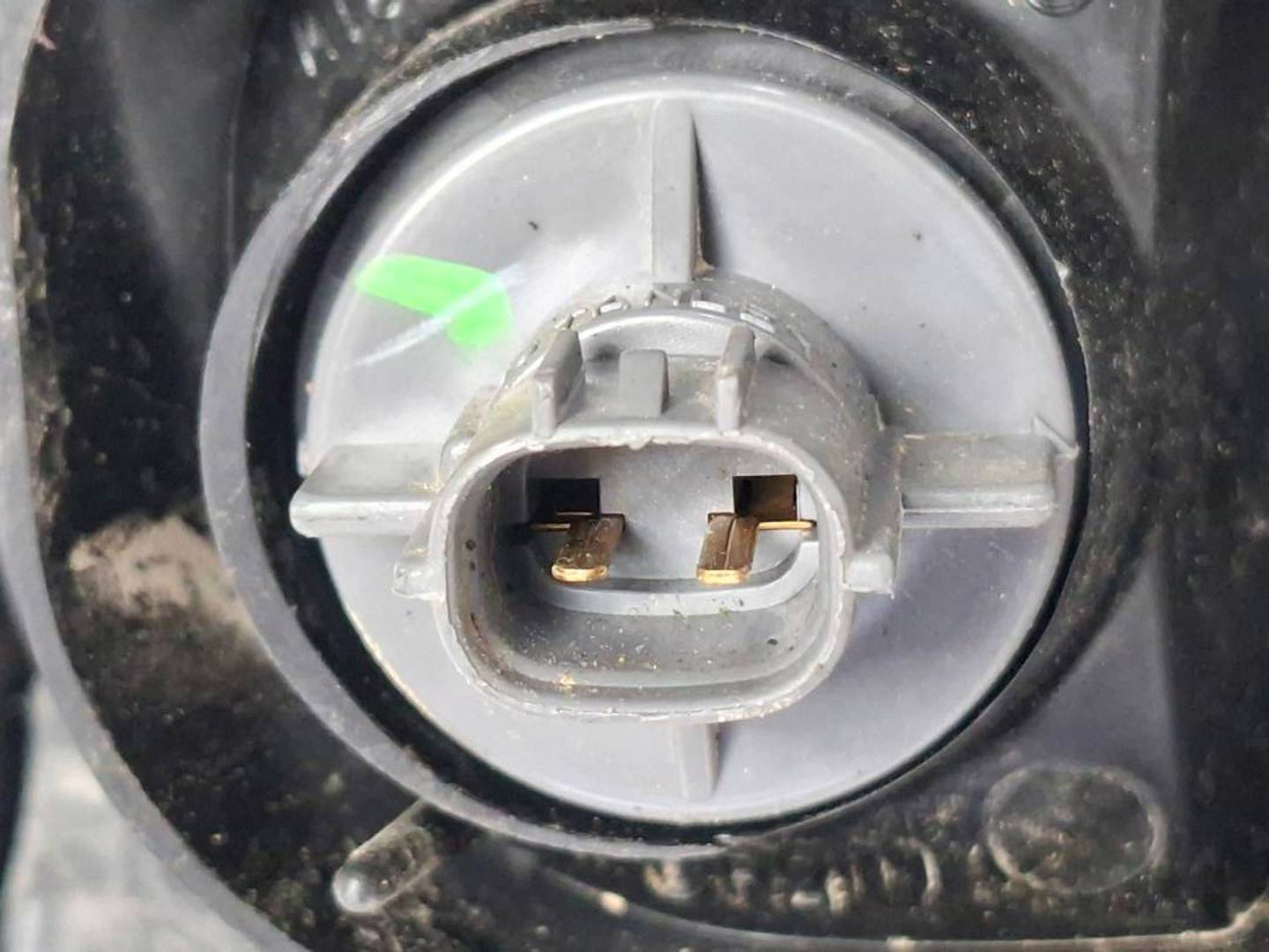 Foto 4 de Piloto Trasero Izquierdo Mitsubishi Space Wagon (n30/n40) (1991–1996)