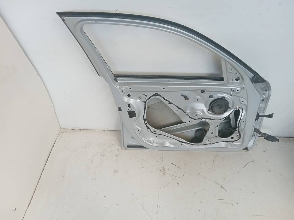 PUERTA DELANTERA IZQUIERDA