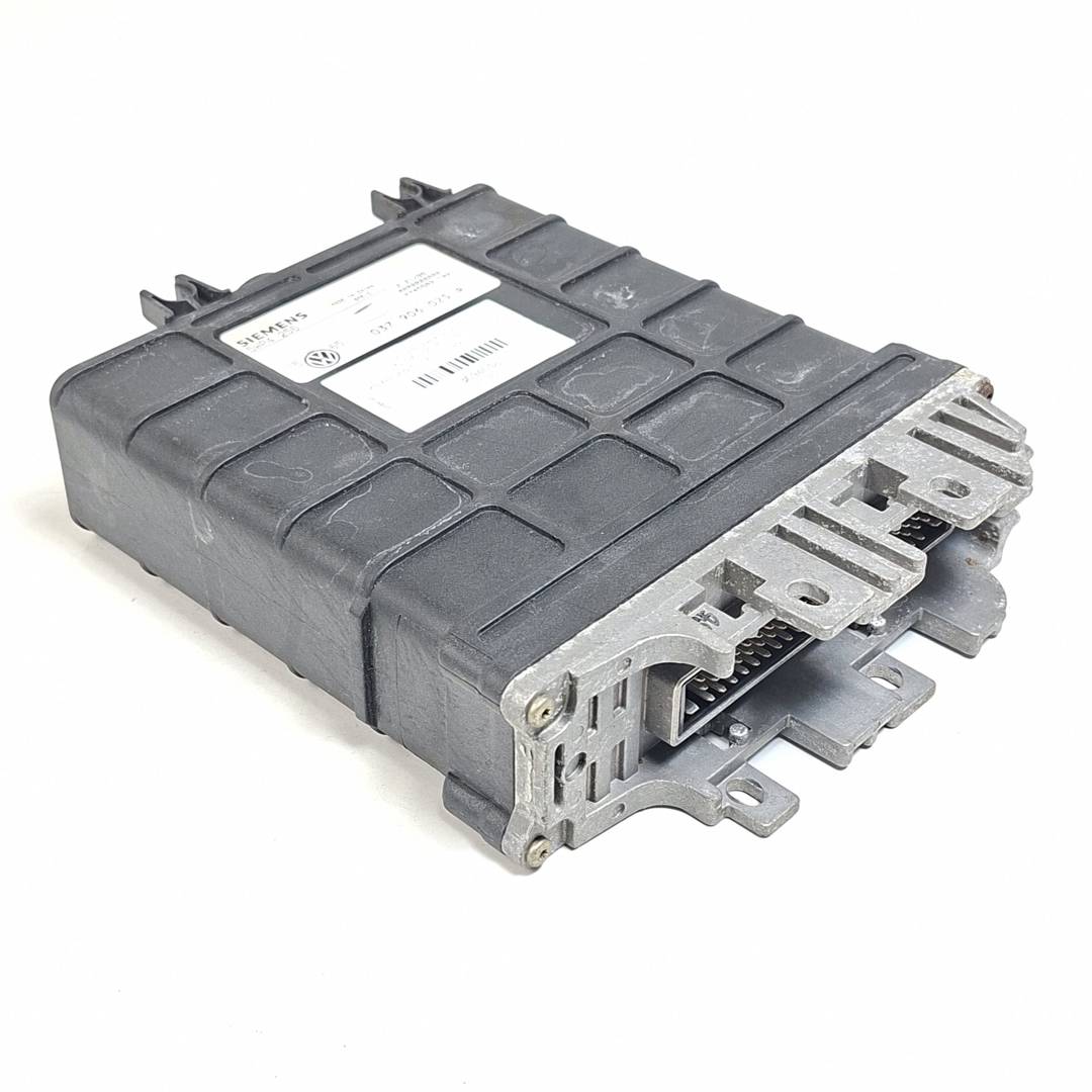 Calculateur moteur - 5WP4256 - VOLKSWAGEN - GOLF III CABRIO (1E7)