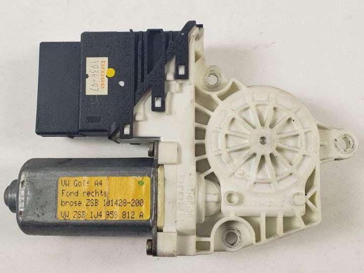 MOTOR ELEVALUNAS TRASERO DERECHO 1J4959812A VOLKSWAGEN GOLF IV BERLINA (1J1) Autodesguaces Alicante