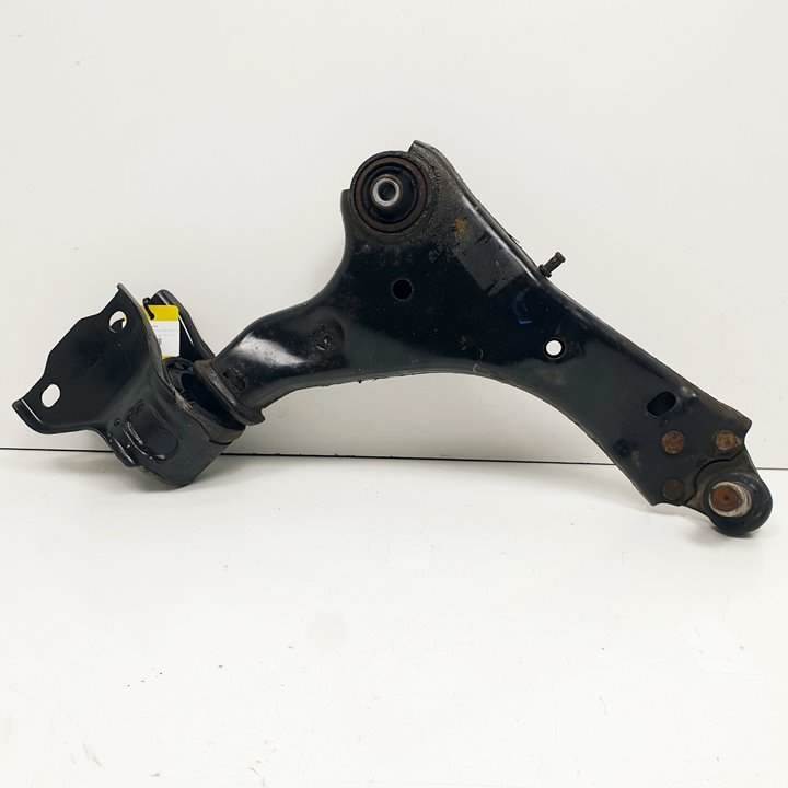 BRAZO SUSPENSION INFERIOR DELANTERO DERECHO - FK723A052T033A - LAND ROVER - DISCOVERY SPORT