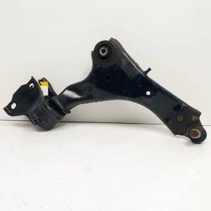 BRAZO SUSPENSION INFERIOR DELANTERO DERECHO FK723A052T033A LAND ROVER DISCOVERY SPORT Autodesguaces Alicante