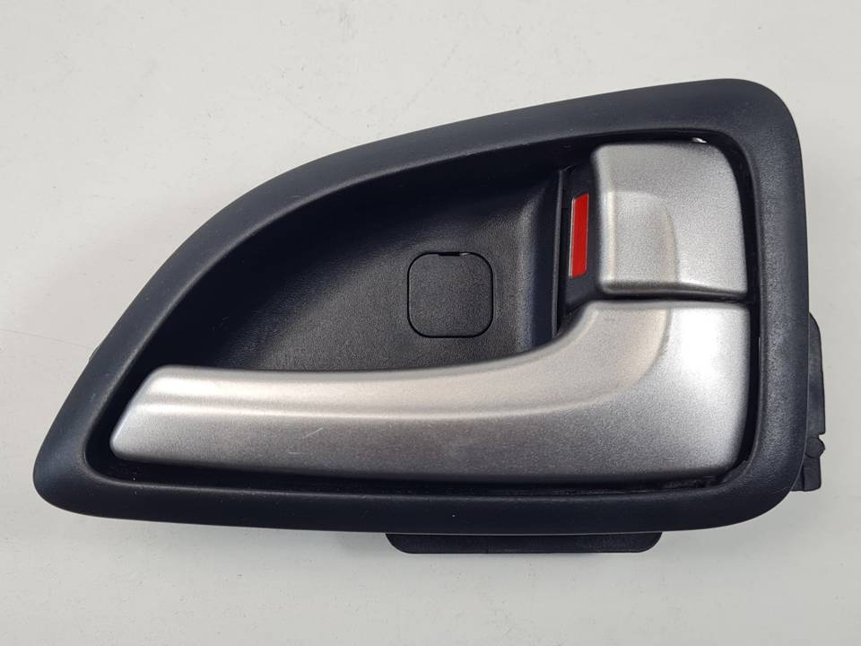 MANETA INTERIOR DELANTERA DERECHA 826212S000 HYUNDAI IX35 Autodesguaces Alicante