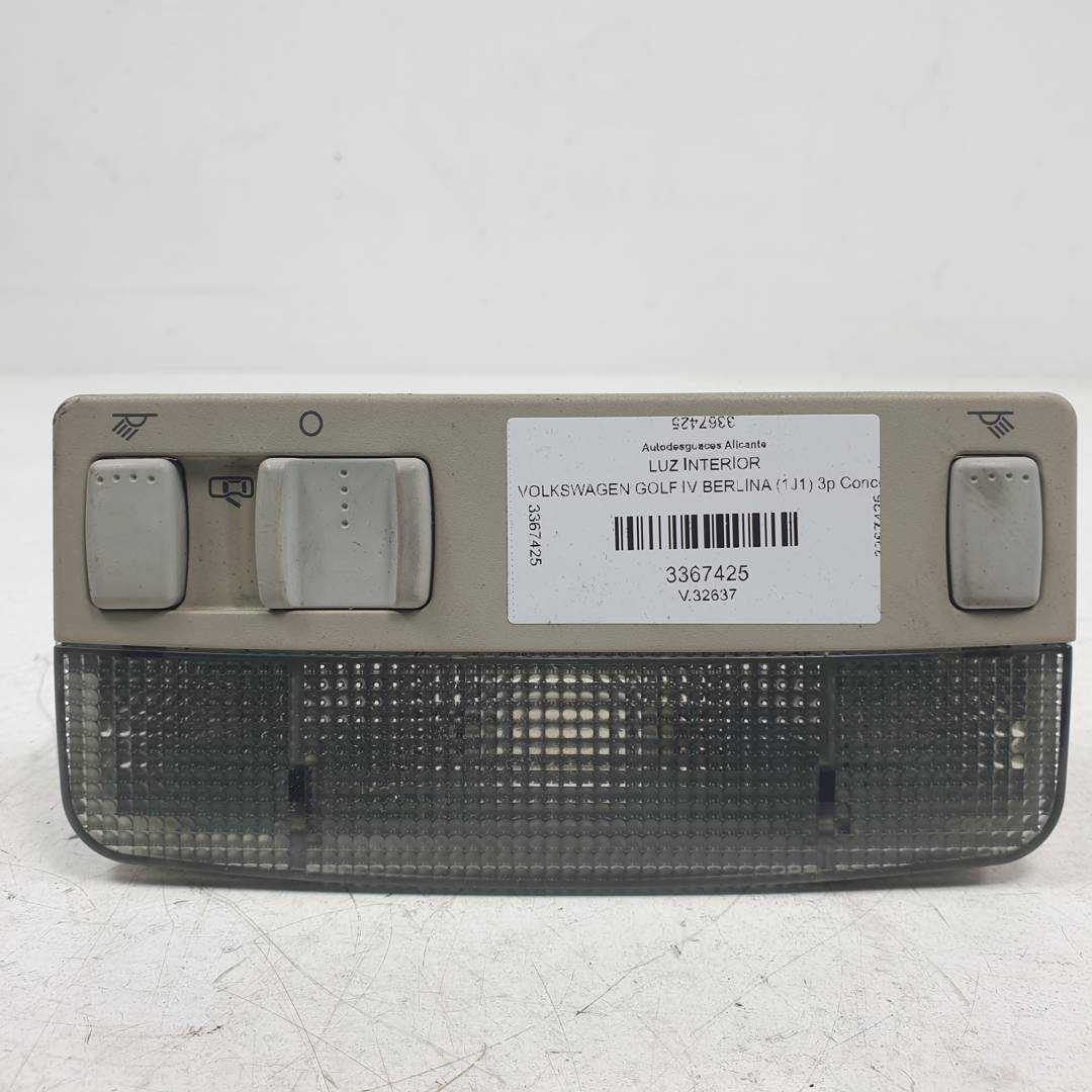 LUZ INTERIOR - 3B0947105C - VOLKSWAGEN - GOLF IV BERLINA (1J1)