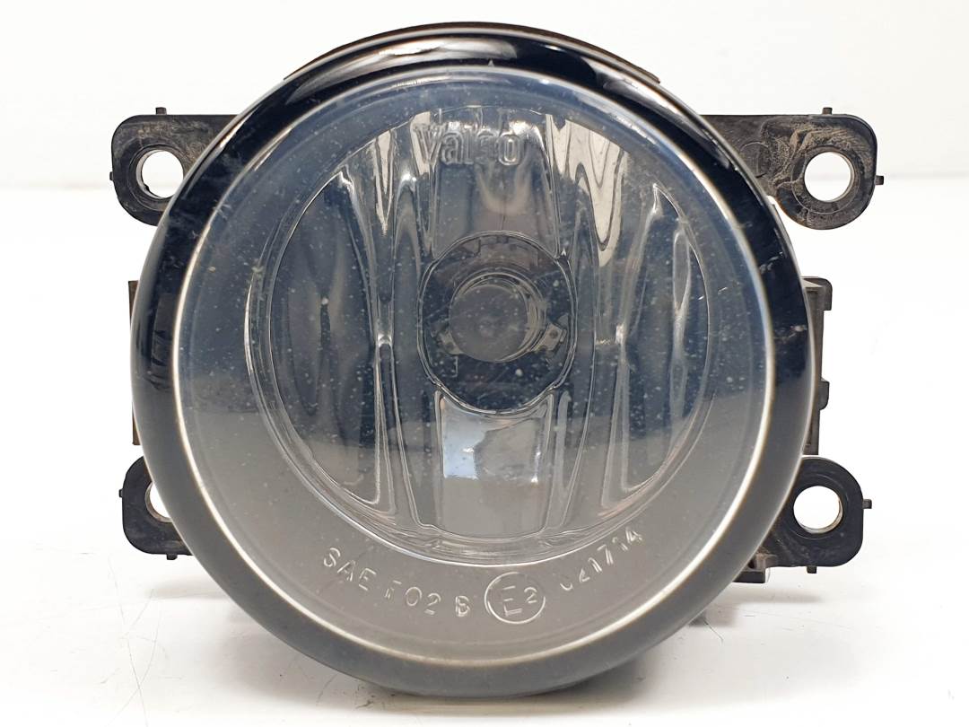 FARO ANTINIEBLA DERECHO - 8200074008 - RENAULT - LAGUNA II (BG0)
