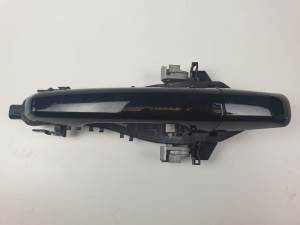 MANETA EXTERIOR TRASERA IZQUIERDA BJ3224995CD LAND ROVER EVOQUE Autodesguaces Alicante