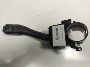 MANDO INTERMITENTES 8L0953513B AUDI A6 BERLINA (4B2) Autodesguaces Alicante