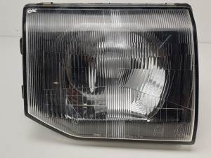 FARO DERECHO 11037753 MITSUBISHI MONTERO (V20/V40) Autodesguaces Alicante