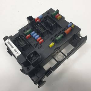 CAJA RELES / FUSIBLES 9650663880 PEUGEOT 307 BREAK / SW (S1) Autodesguaces Alicante