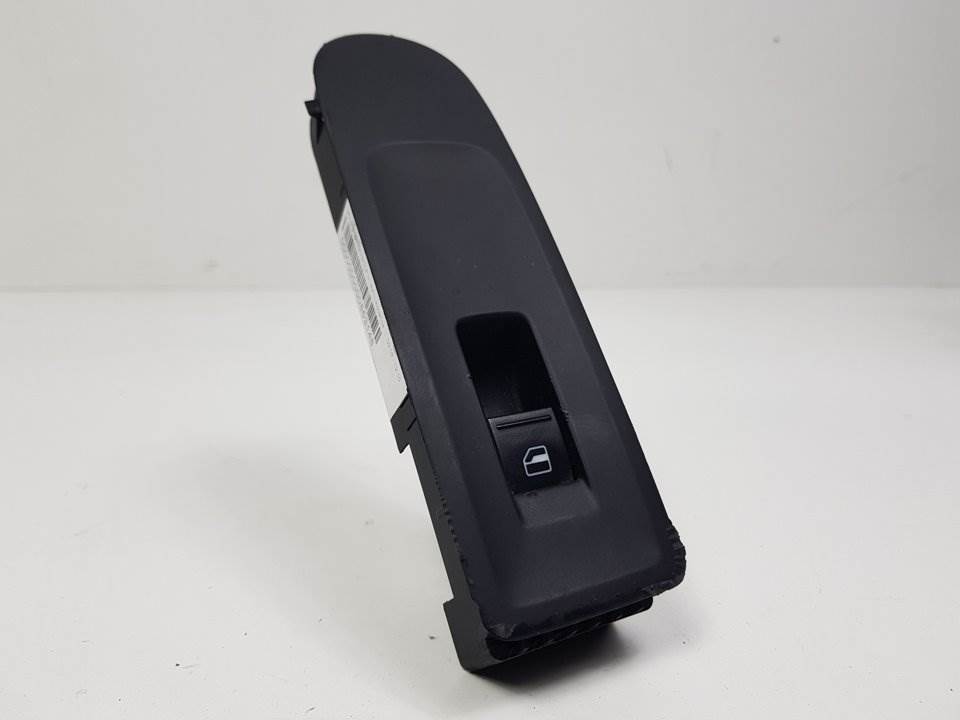 MANDO ELEVALUNAS DELANTERO DERECHO - 5K0867256 - VOLKSWAGEN - GOLF VI (5K1)