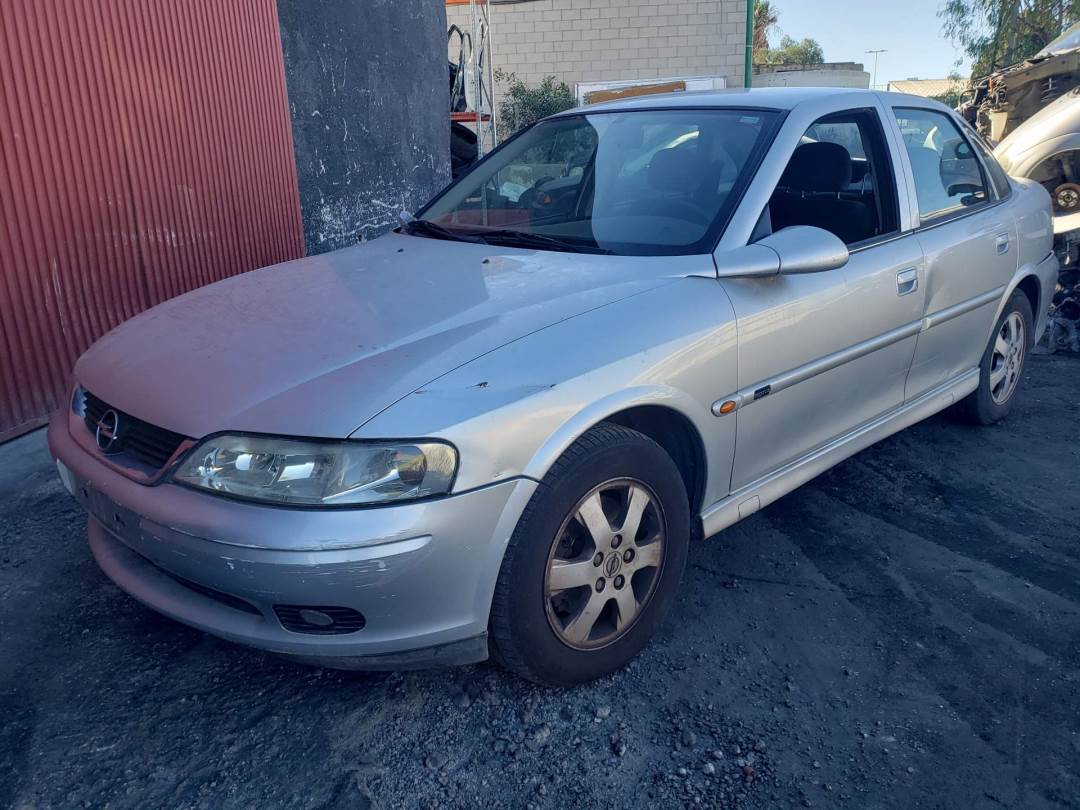 OPEL VECTRA B BERLINA (1995 - 2002)