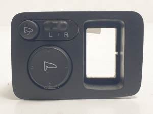 MANDO RETROVISOR M33212 HONDA CR-V (RE) Autodesguaces Alicante