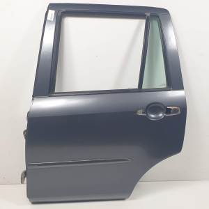 PUERTA TRASERA IZQUIERDA MAZDA 2 BERLINA (DY) Autodesguaces Alicante