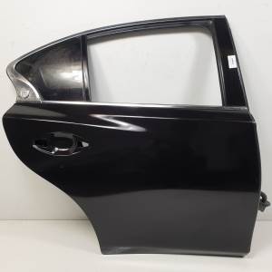 PUERTA TRASERA DERECHA INFINITI Q50 Autodesguaces Alicante