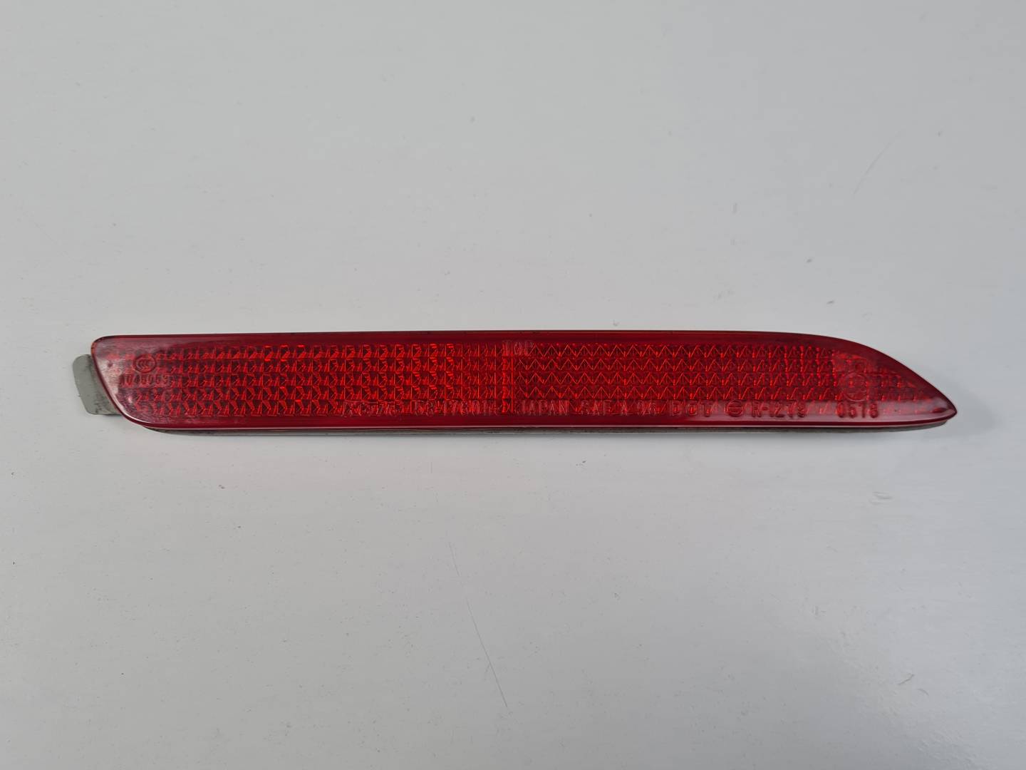 PILOTO TRASERO DERECHO PARAGOLPES - 5317601R - TOYOTA - RAV4