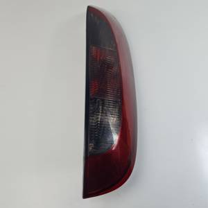 PILOTO TRASERO DERECHO 09114337 OPEL CORSA C (F68) Autodesguaces Alicante