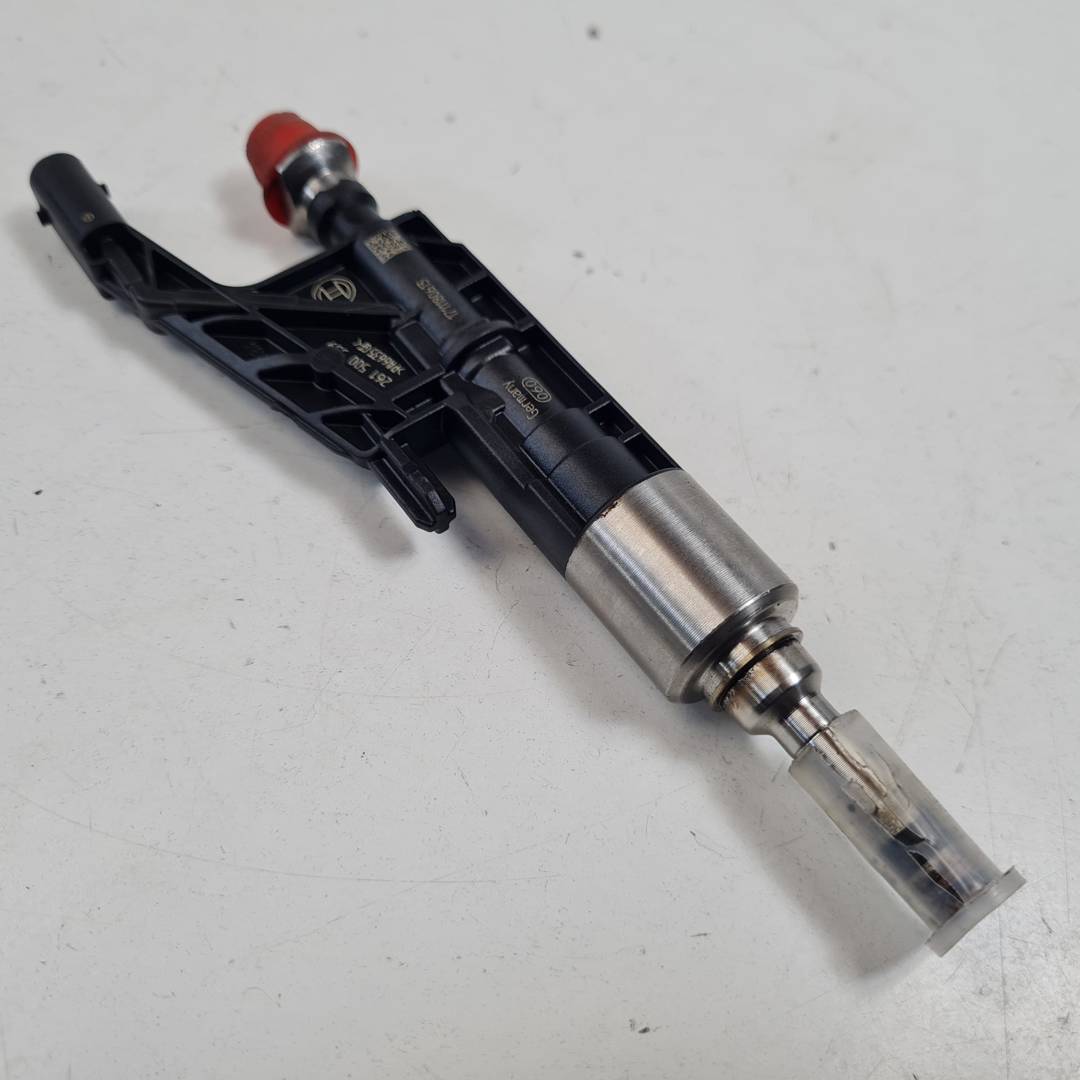 Injecteur - 1353763999006 - BMW - 1 F20 LCI