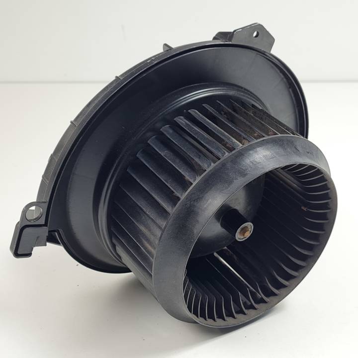 VENTILADOR CALEFACCION A0008307902 MERCEDES SPRINTER III (W910) Autodesguaces Alicante