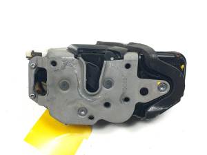 CERRADURA PUERTA DELANTERA DERECHA 13503802 OPEL INSIGNIA SPORTS TOURER Autodesguaces Alicante