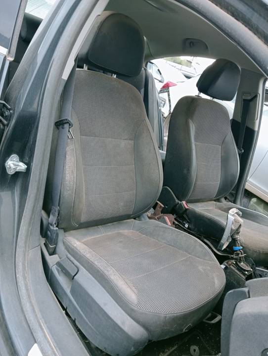 ASIENTO DELANTERO DERECHO