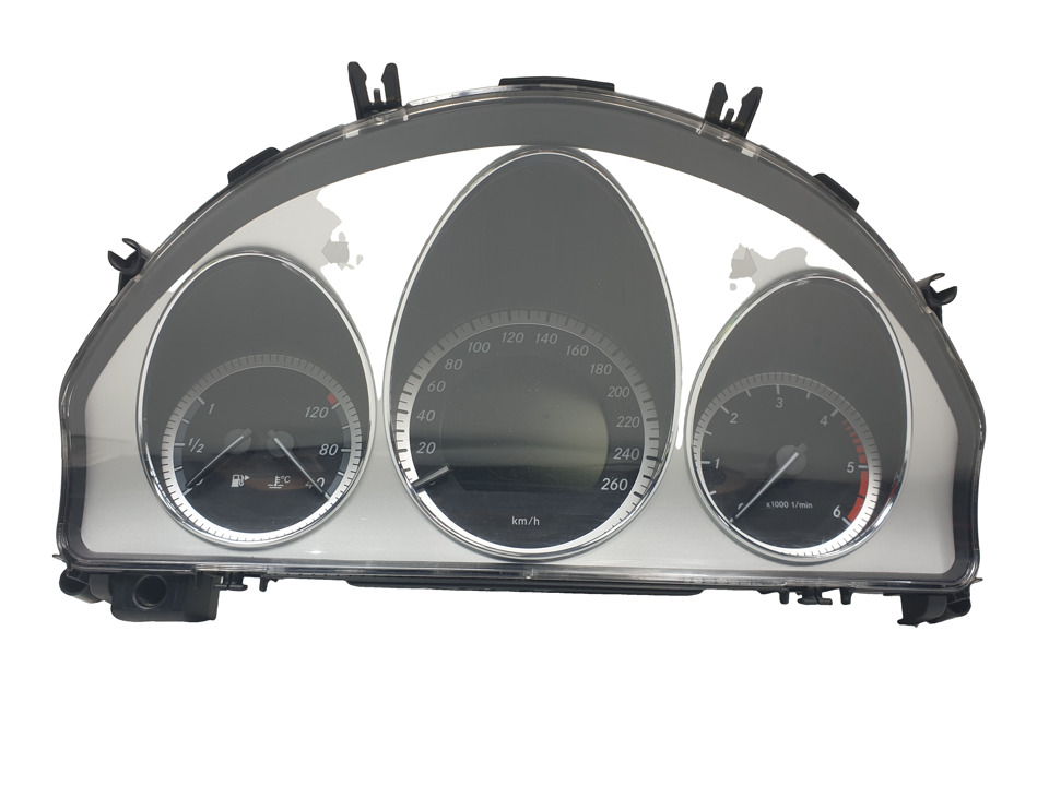 CUADRO INSTRUMENTOS A2049002105 MERCEDES CLASE GLK (W204) Autodesguaces Alicante