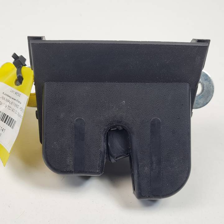 CERRADURA MALETERO / PORTON 6J4827505B SEAT IBIZA (6J5) Autodesguaces Alicante