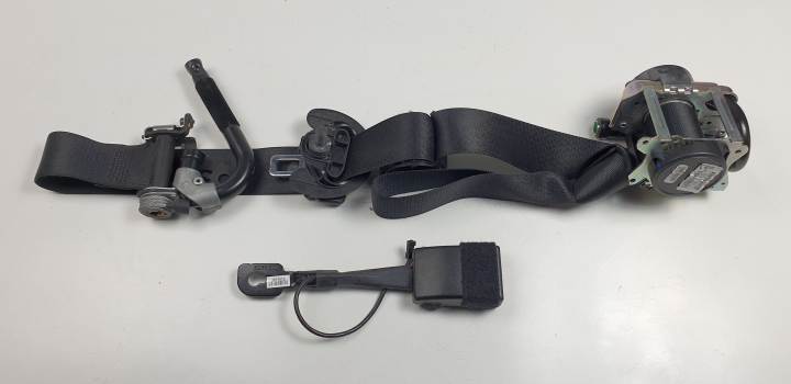 CINTURON SEGURIDAD DELANTERO DERECHO 624640200E BMW SERIE X5 (F15) Autodesguaces Alicante
