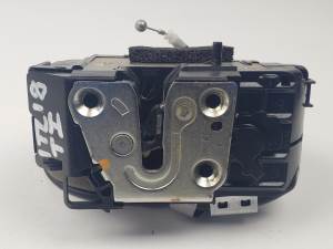 CERRADURA PUERTA TRASERA IZQUIERDA NISSAN QASHQAI (J11) Autodesguaces Alicante