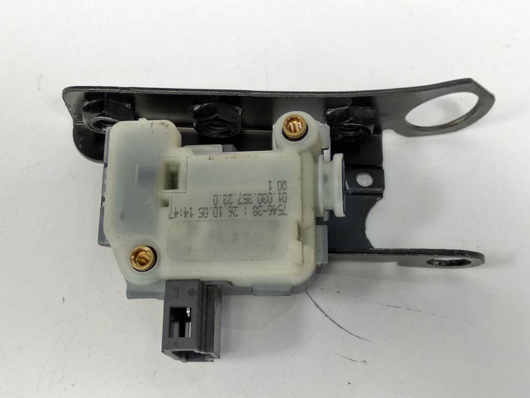Moteur de verrouillage de hayon - 754638 - LAND ROVER - RANGE ROVER (L322)
