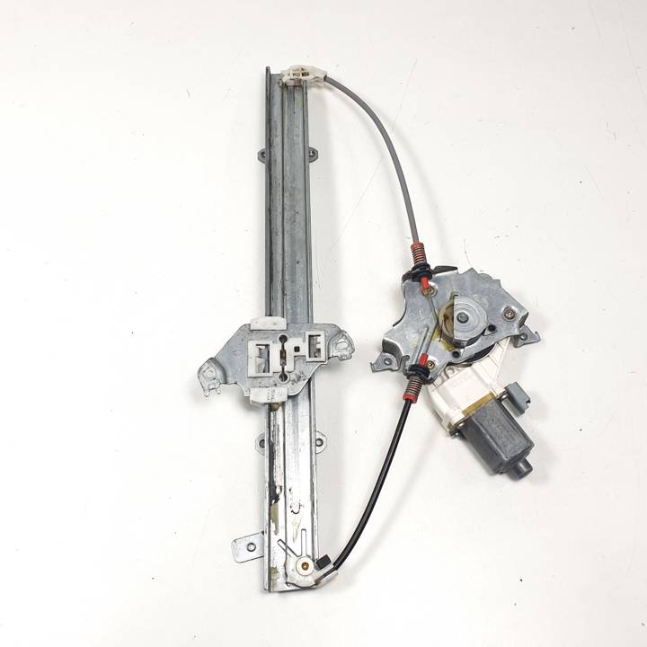 ELEVALUNAS DELANTERO IZQUIERDO 0130822202 NISSAN MICRA (K12E) Autodesguaces Alicante