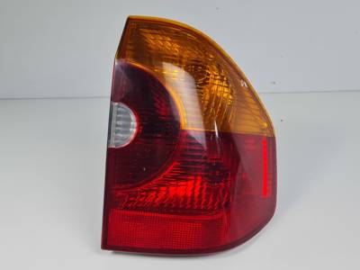 PILOTO TRASERO DERECHO 63216990168 BMW X3 (E83) Autodesguaces Alicante