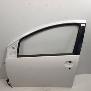 PUERTA DELANTERA IZQUIERDA TOYOTA AYGO (KGB/WNB) Autodesguaces Alicante